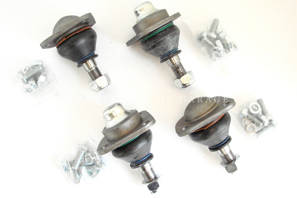 SET BALL JOINTS UPPER/LOWER (4)